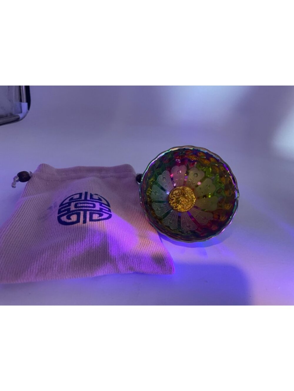 Dragon Motif Iridescent Glass Bowl With Peacock Pattern - Picture 7 of 9
